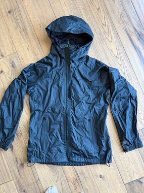 Columbia Black Hooded Raincoat